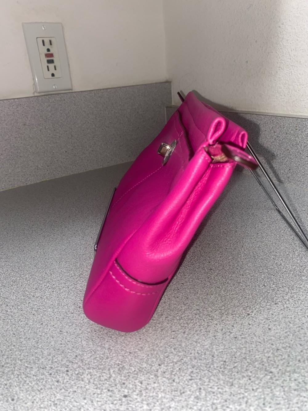 Coach Park Leather Legacy Bright Magenta Turnlock Clutch NWT - Picture 9 of 14